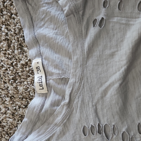 High-low Capsleeve Tee - Picture 4 of 6